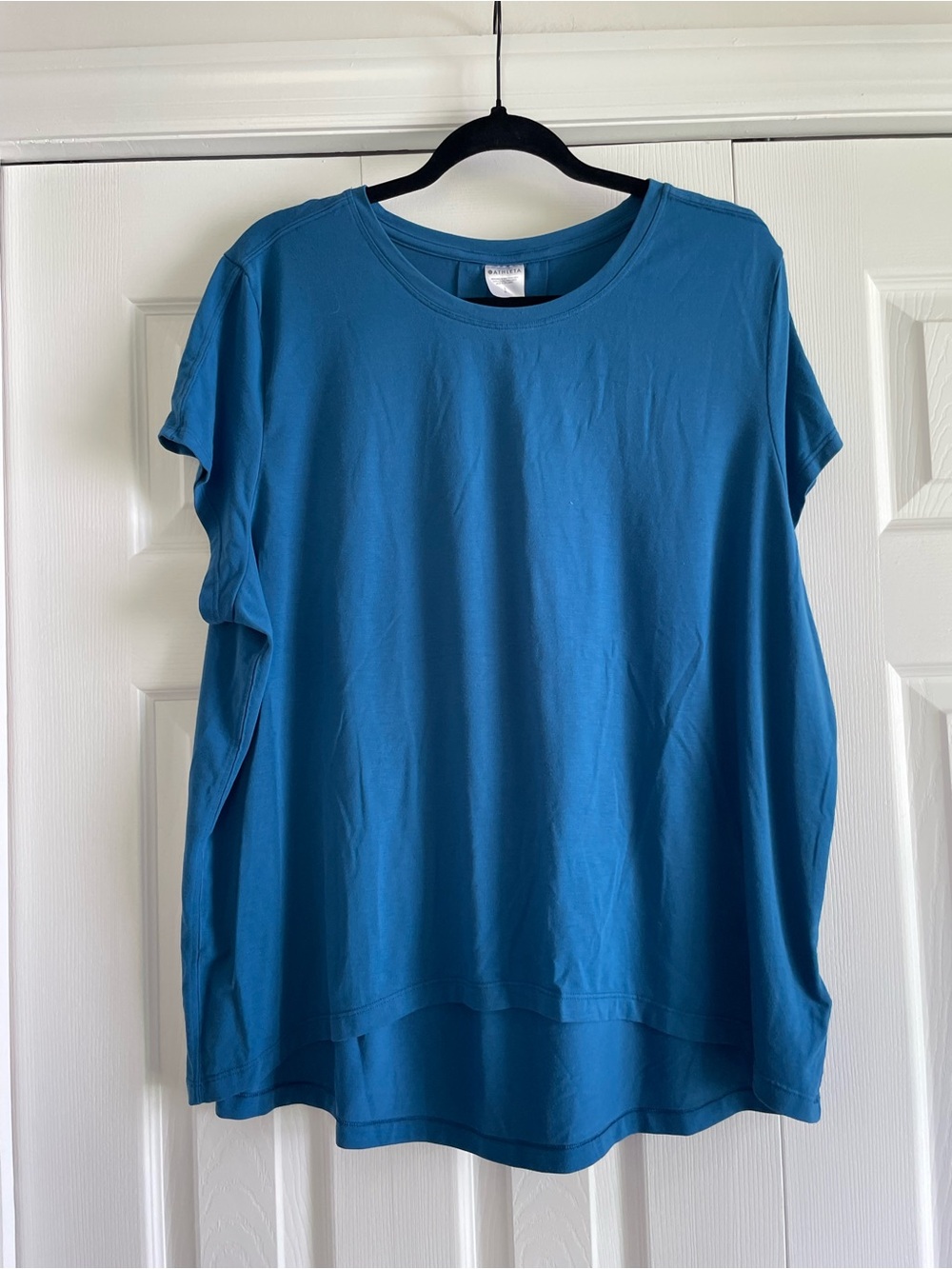 Athleta Teal Blue Short Sleeve Crew Neck Top